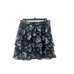 🟢A new day Black & Blue Layered Floral Skirt Size M